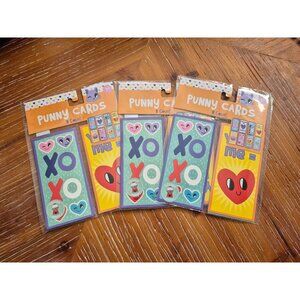 Punny Valentines Day Cards 8 Count Assorted Designs Hearts & Puns Party Favors C